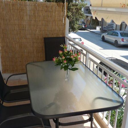 White Apartment 70M From The Sea Nea Peramos (Macedonia) Exterior foto