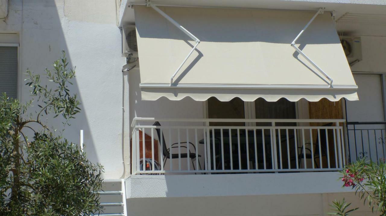 White Apartment 70M From The Sea Nea Peramos (Macedonia) Exterior foto