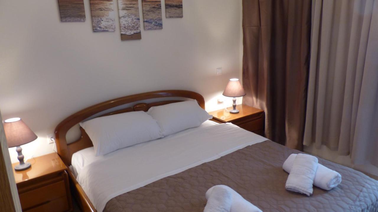 White Apartment 70M From The Sea Nea Peramos (Macedonia) Exterior foto